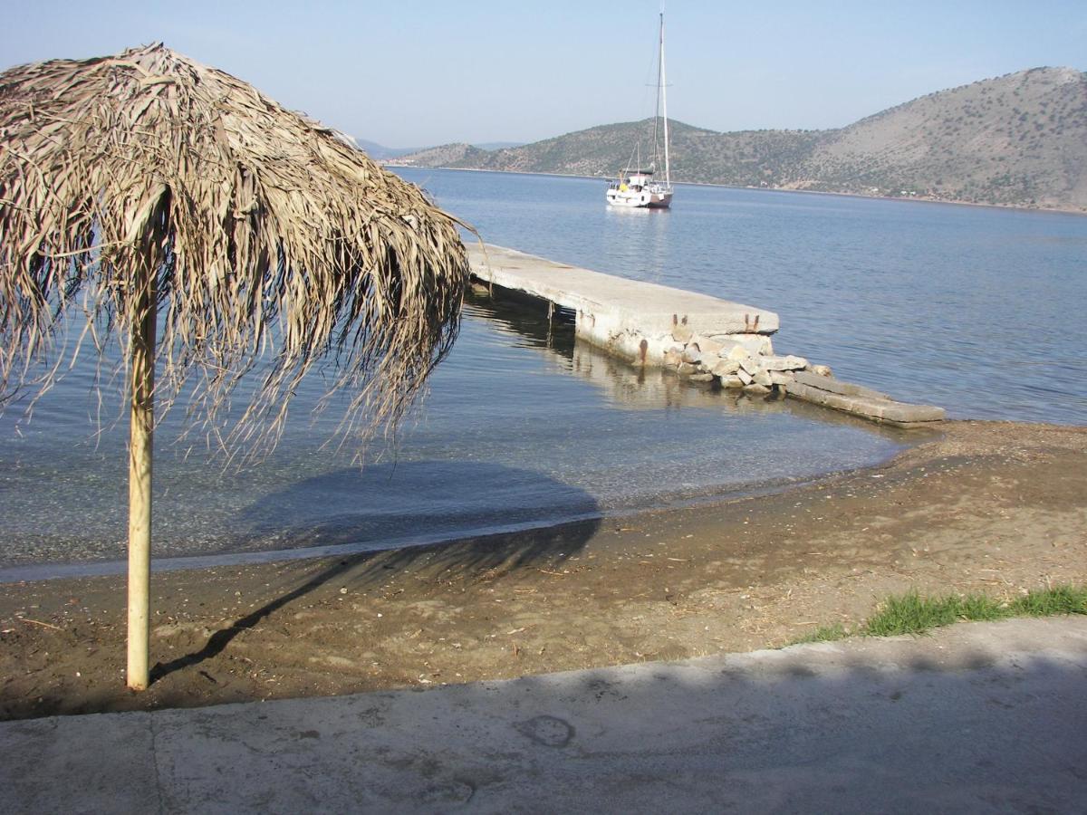 Blue Dreams Guest House Almiropótamos Екстериор снимка