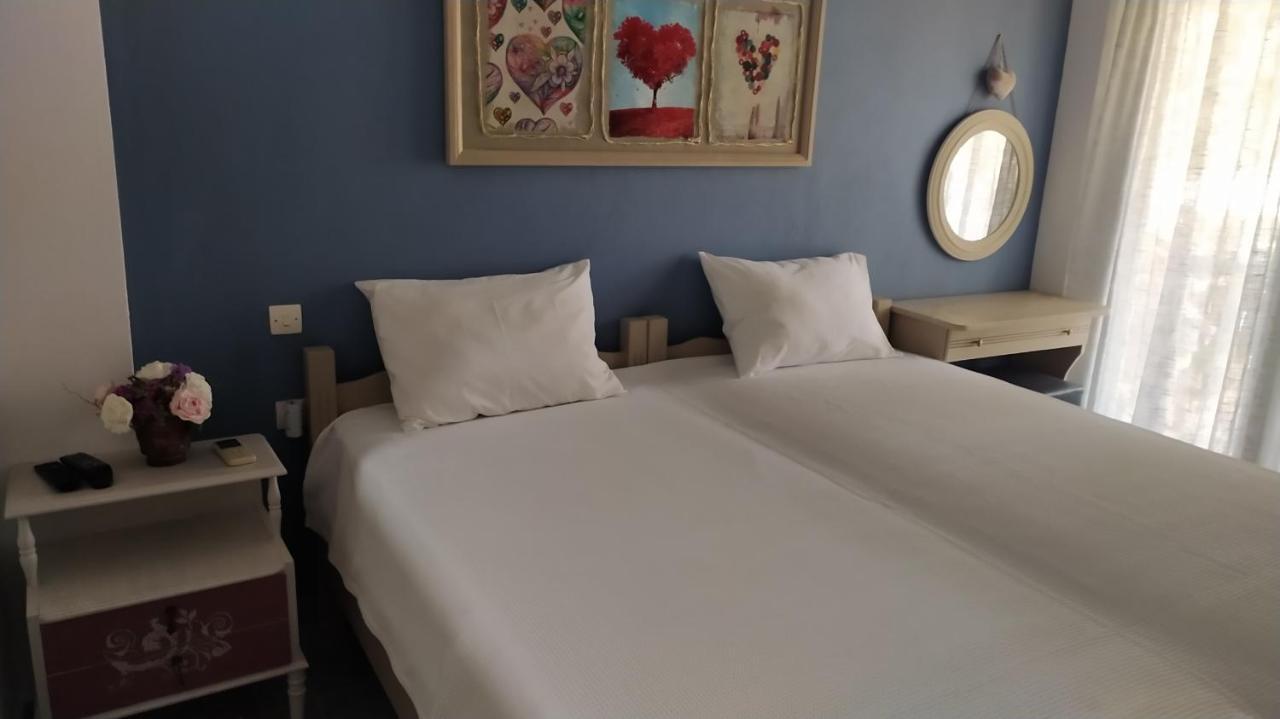 Blue Dreams Guest House Almiropótamos Екстериор снимка