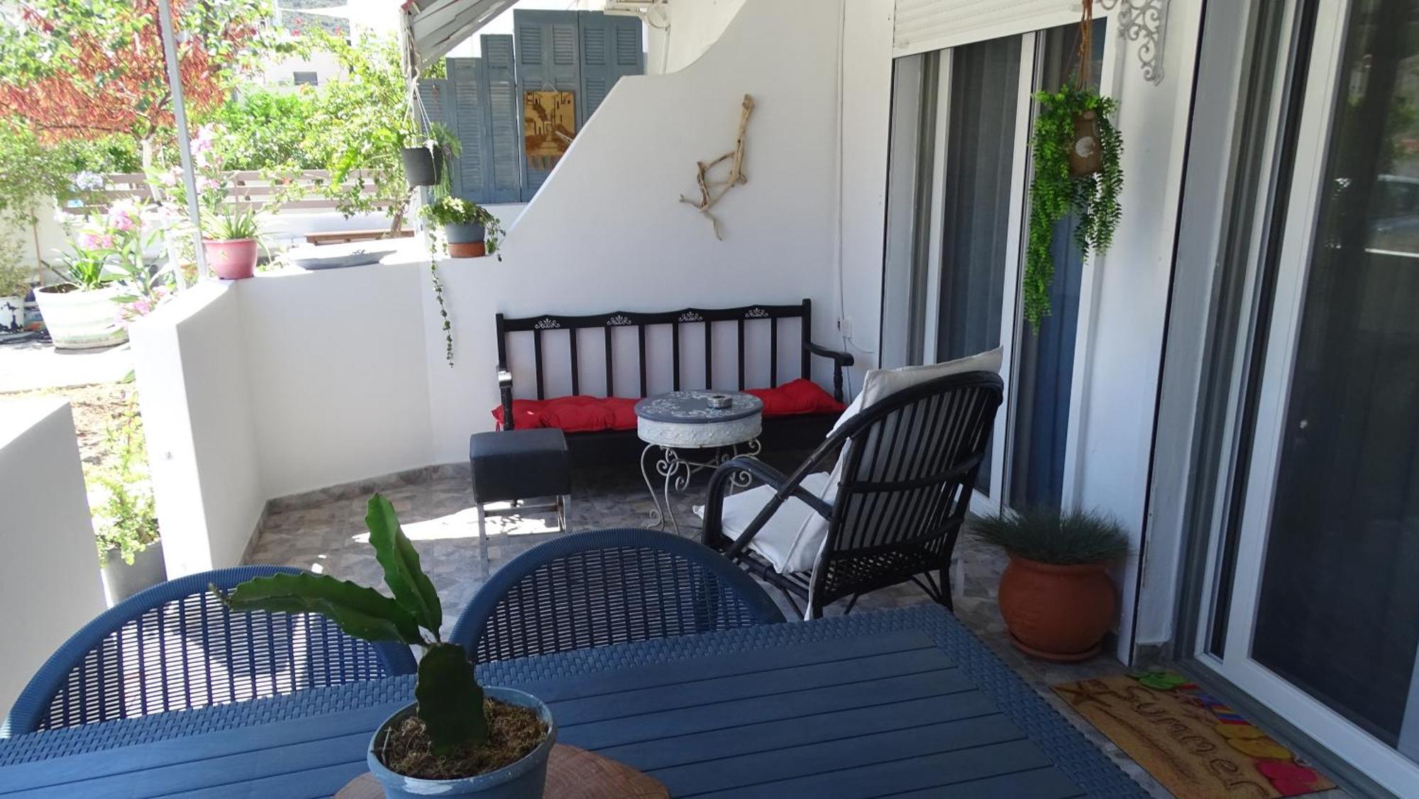 Blue Dreams Guest House Almiropótamos Екстериор снимка