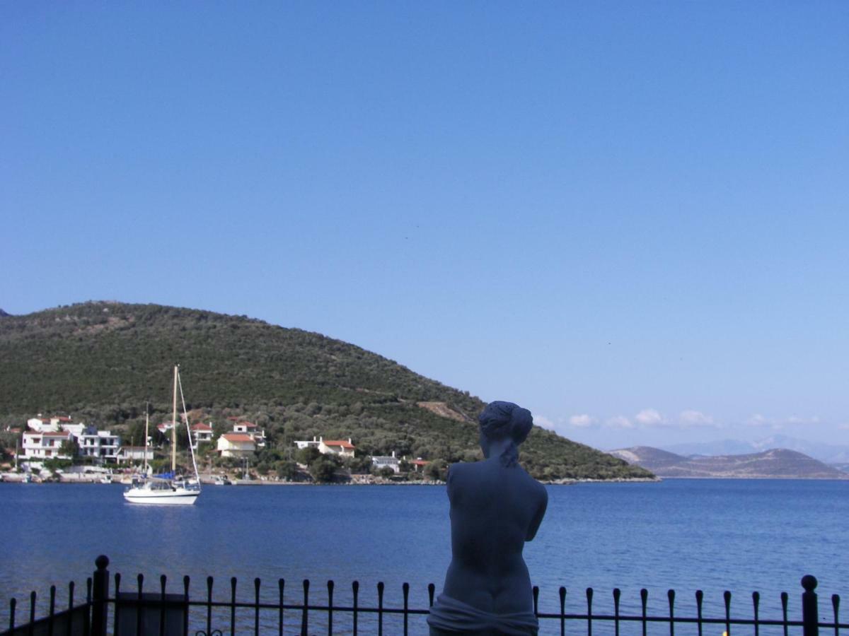 Blue Dreams Guest House Almiropótamos Екстериор снимка